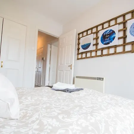 Apartment Amazing Views Of The Beach - *